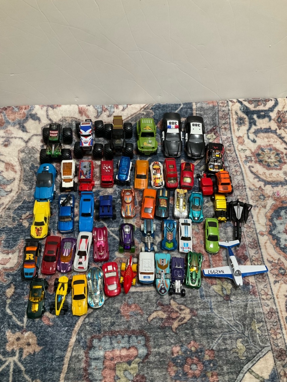 Car lot 50 total included 2 airplanes some are hot wheels and other brands.